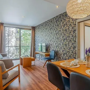 https://mh-apartments-family-barcelona.topbarcelonahotels.com